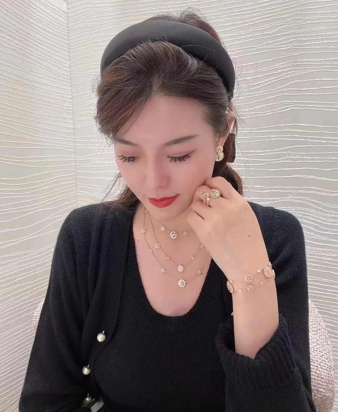 디올 콤파스 귀걸이 상세 이미지 4
