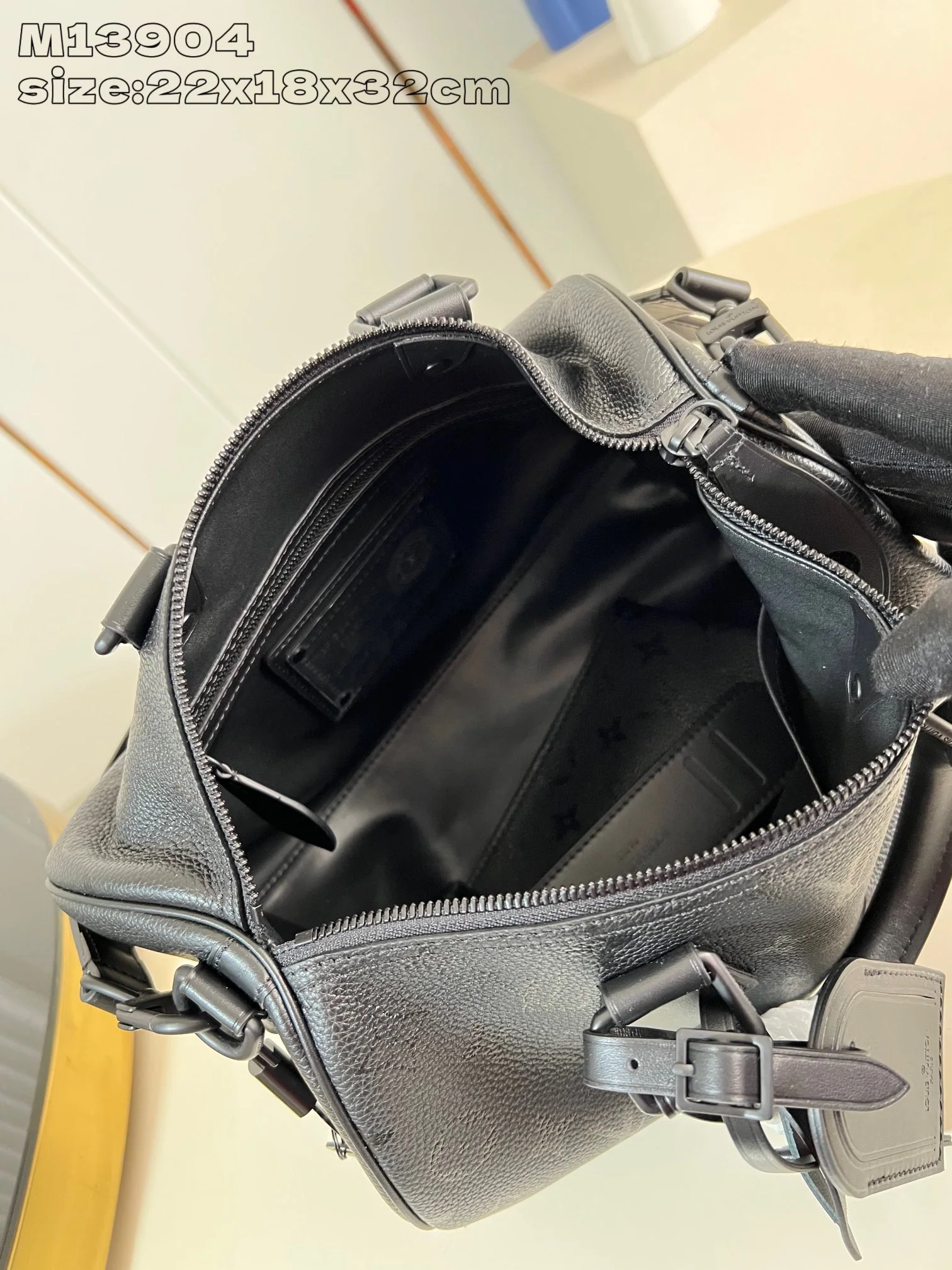 루이비통 M13904 스피디 핸드백 숄더백 모노그램 상세 이미지 16