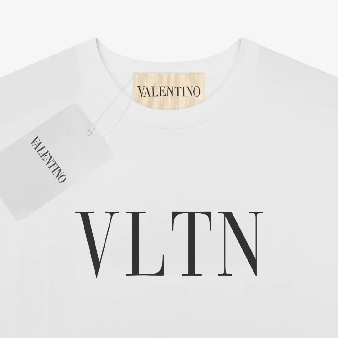 발렌티노 VLTN 클래식 로고 반팔 티셔츠 상세 이미지 3