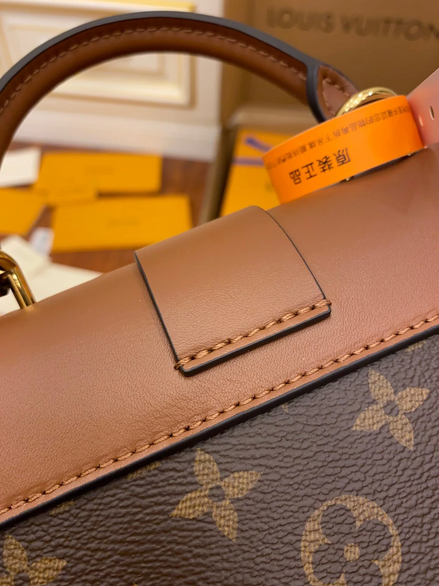 루이비통 M44654 가방 상세 이미지 8