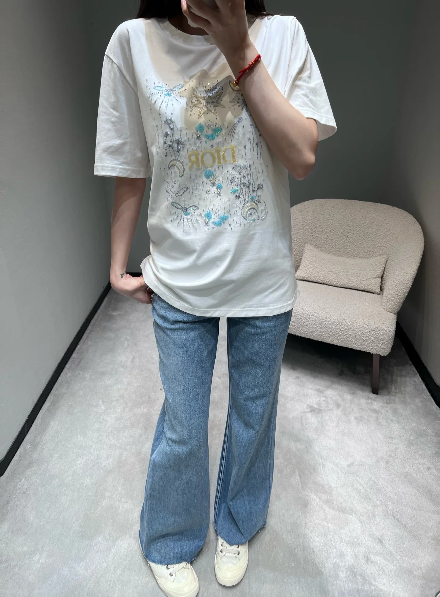 디올 별하늘 자수 여성 반팔 티셔츠 상세 이미지 2
