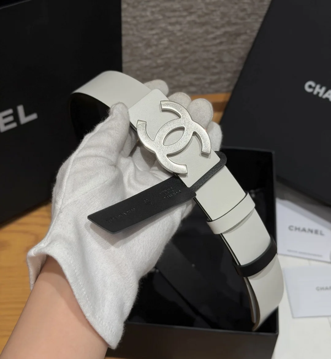 샤넬 리버시블 카프스킨 더블 C 버클 벨트 상세 이미지 9