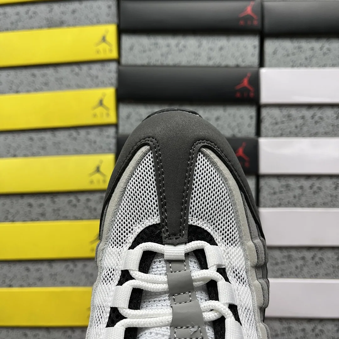 나이키 [WE] 에어 맥스 95 OG HM4740-007 201964 Nike Air Max 95 OG Big Bubble Granite 상세 이미지 3