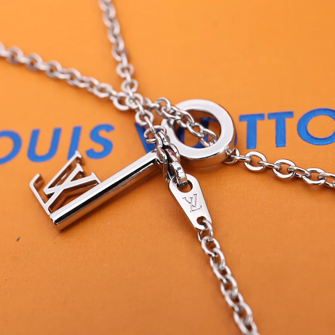 루이비통 LV 키 스테인리스 스틸 목걸이 상세 이미지 5