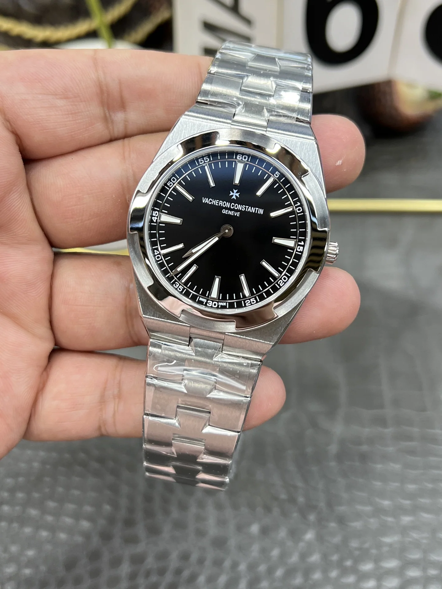 바쉐론콘스탄틴 바쉐론 콘스탄틴 오버시즈 울트라씬 XF 공장 레플리카 43580 Vacheron Constantin 상세 이미지 3