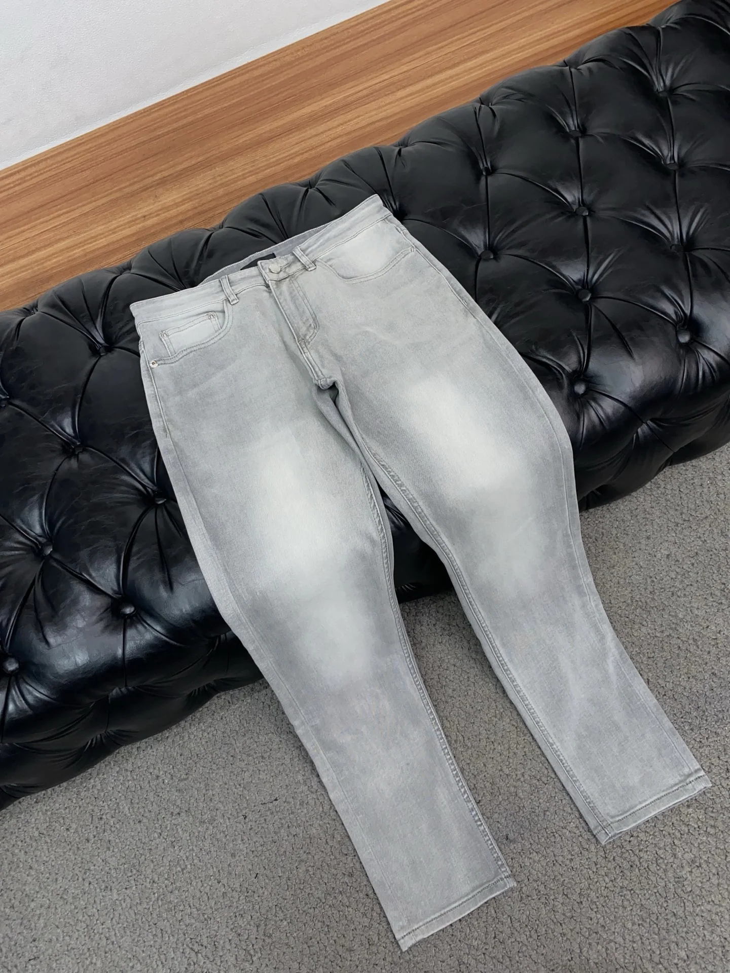 프라다 데님 남성 바지 상세 이미지 6