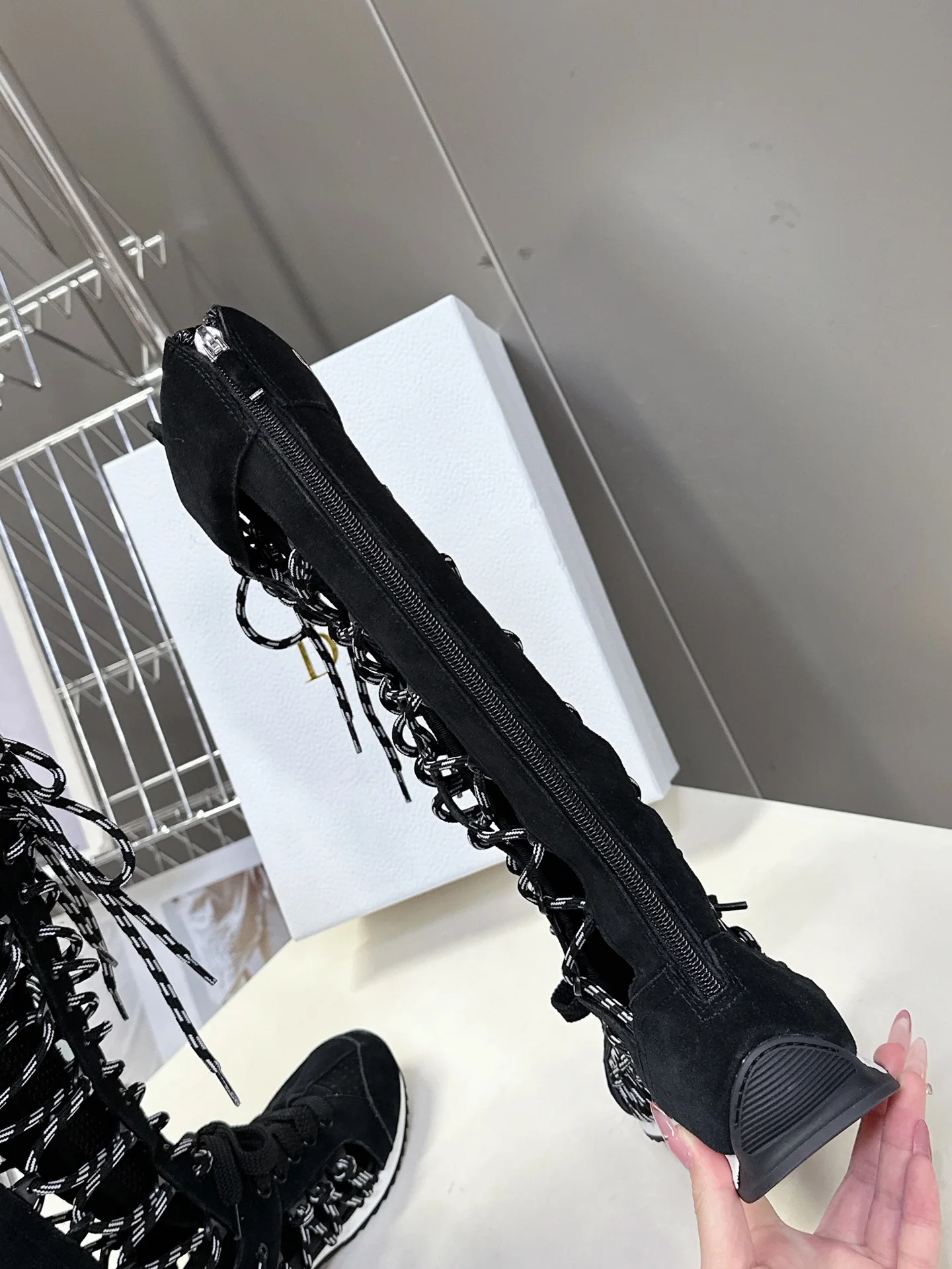 디올 무광 가죽 부츠 8688 상세 이미지 8