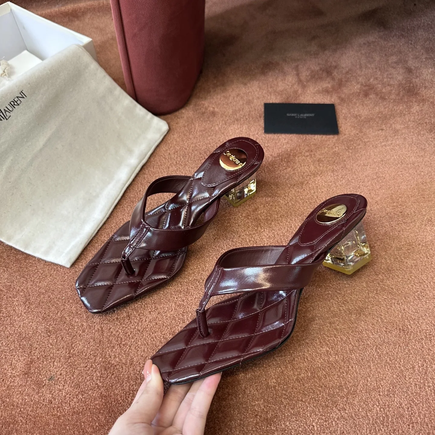 생로랑 퀼팅 앤틱 버건디 플립플랍 힐 샌들 상세 이미지 7