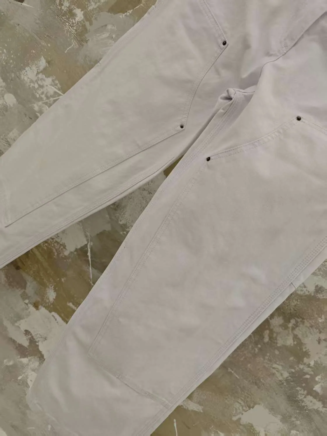 프라다 화이트 로깅 비즈 캔버스 남성 바지 25SS 상세 이미지 4