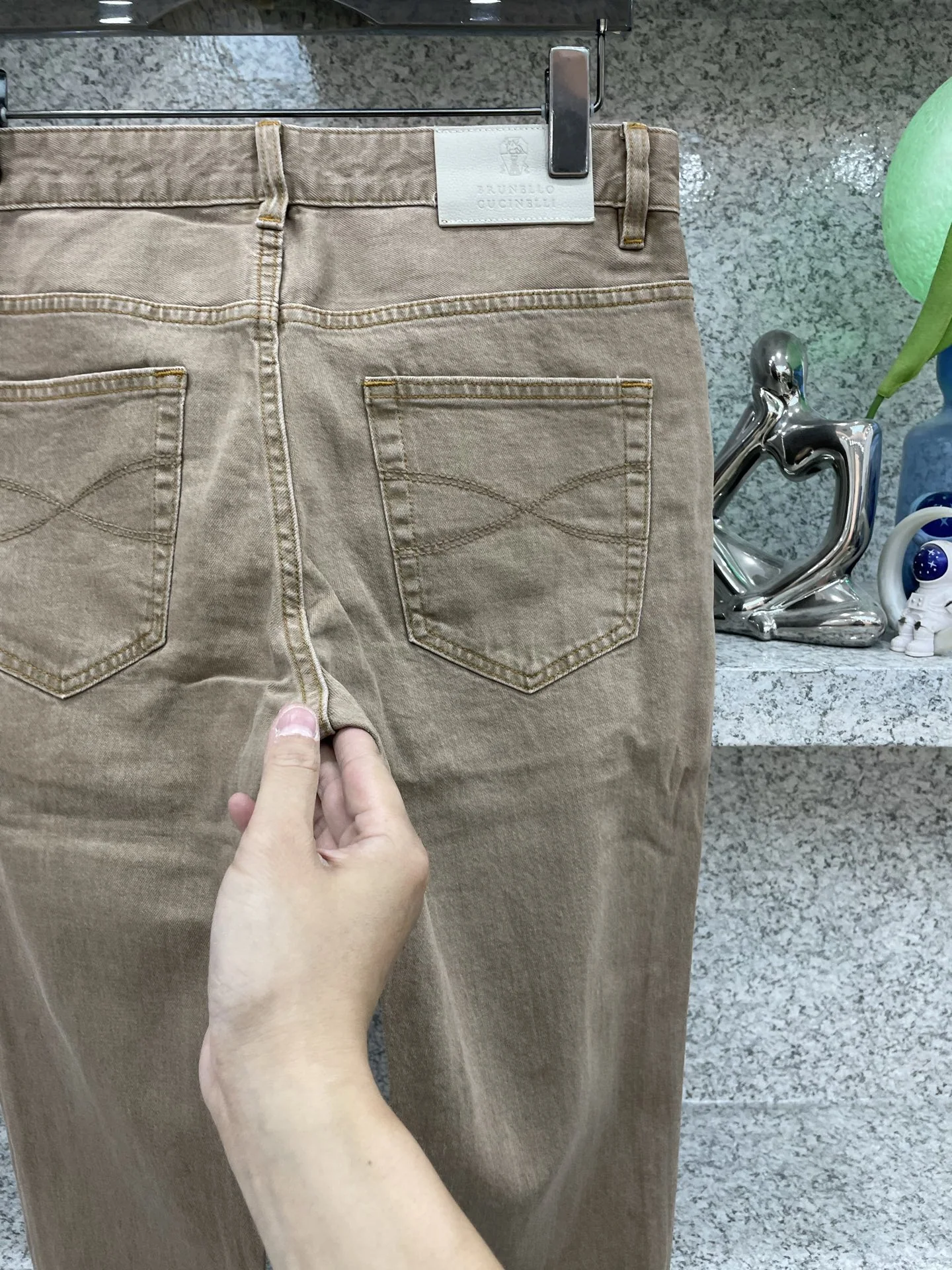 브루넬로쿠치넬리 남성 슬림핏 스트레이트 레그 진 바지 상세 이미지 7