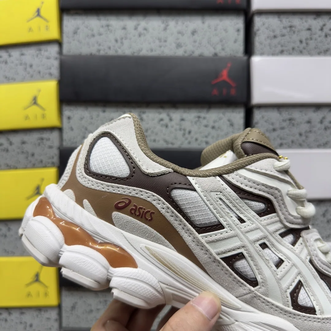 아식스 [WZ] 젤 NYC 1203A739-251 200463 Asics Gel-NYC Mineral Beige 상세 이미지 4