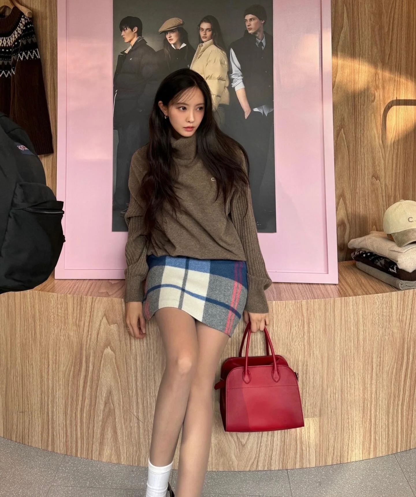 더로우 릴랙스 스타일 가방 상세 이미지 6