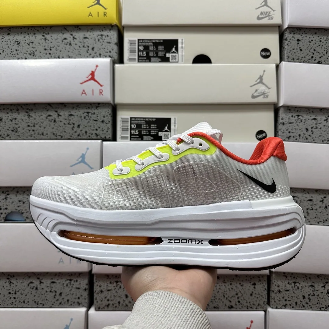 나이키 [5A] 보메로 프리미엄 화이트 옐로우 HQ2050-140 201641 Nike Vomero Premium 상세 이미지 6