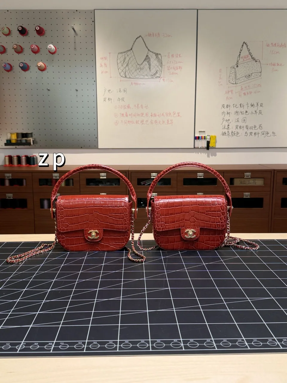 샤넬 크로커다일 핸드백 156647