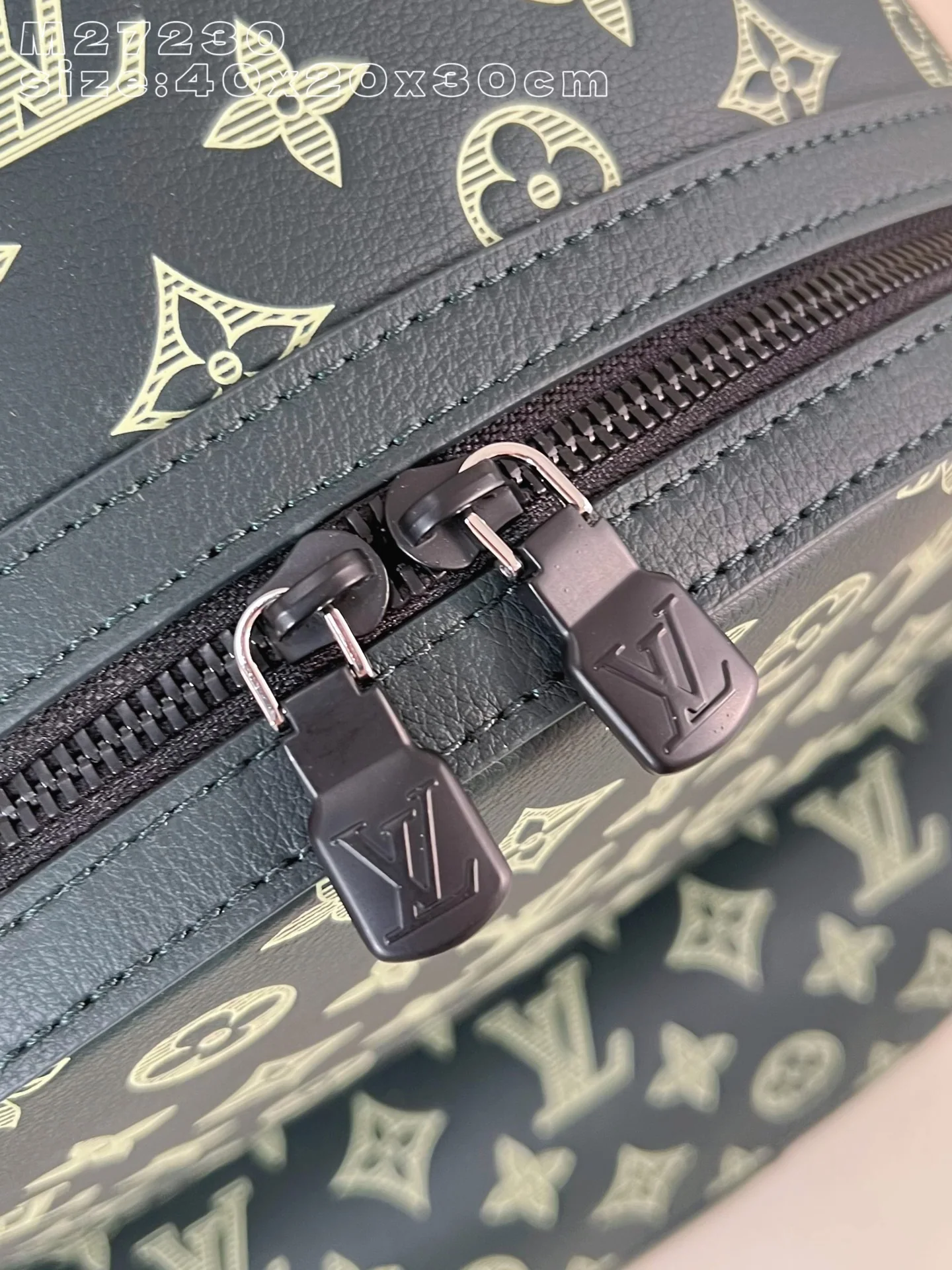 루이비통 M27230 백팩 스몰 모노그램 상세 이미지 7