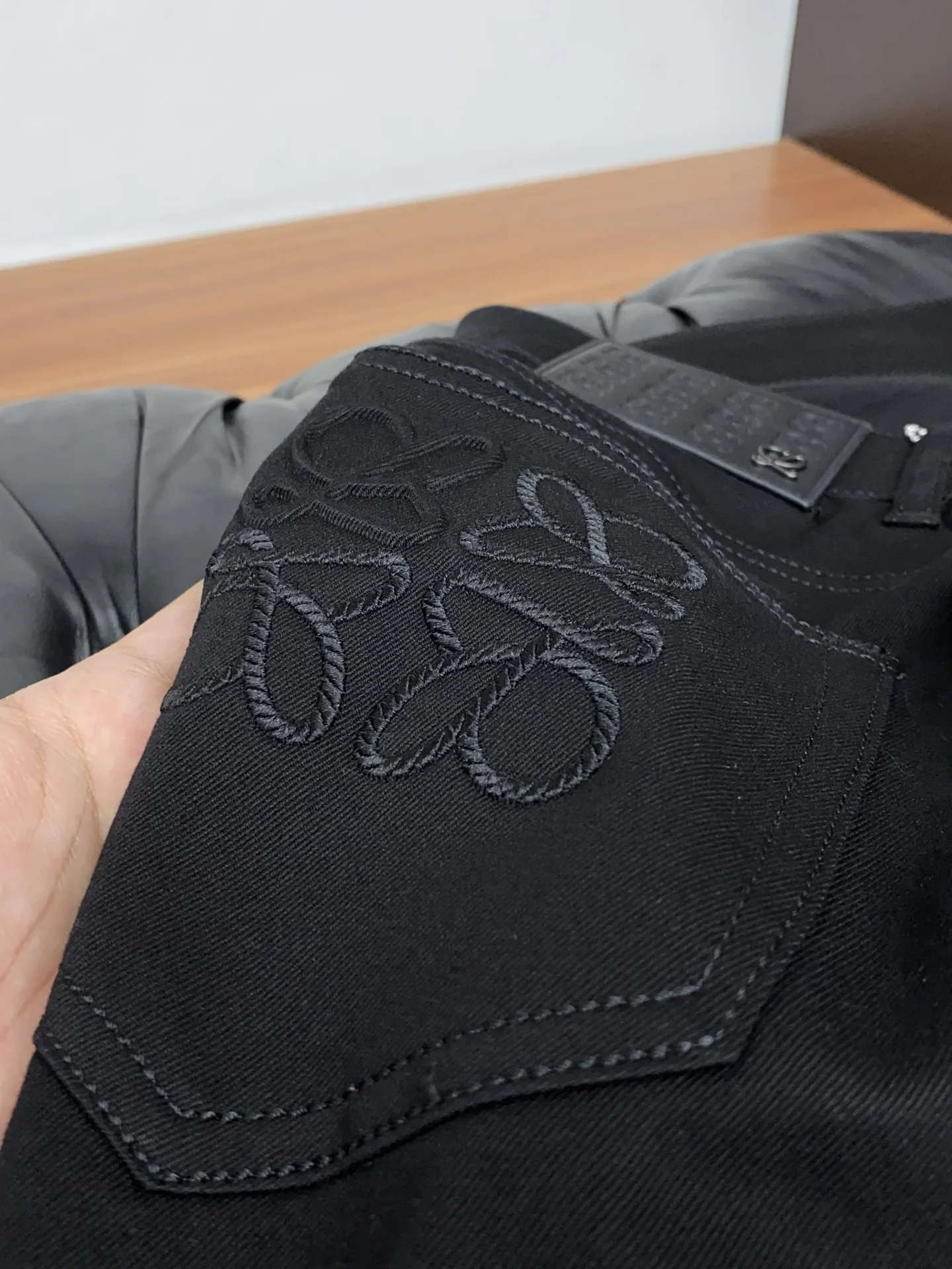 로에베 남성 바지 SS 52746 Loewe 상세 이미지 5