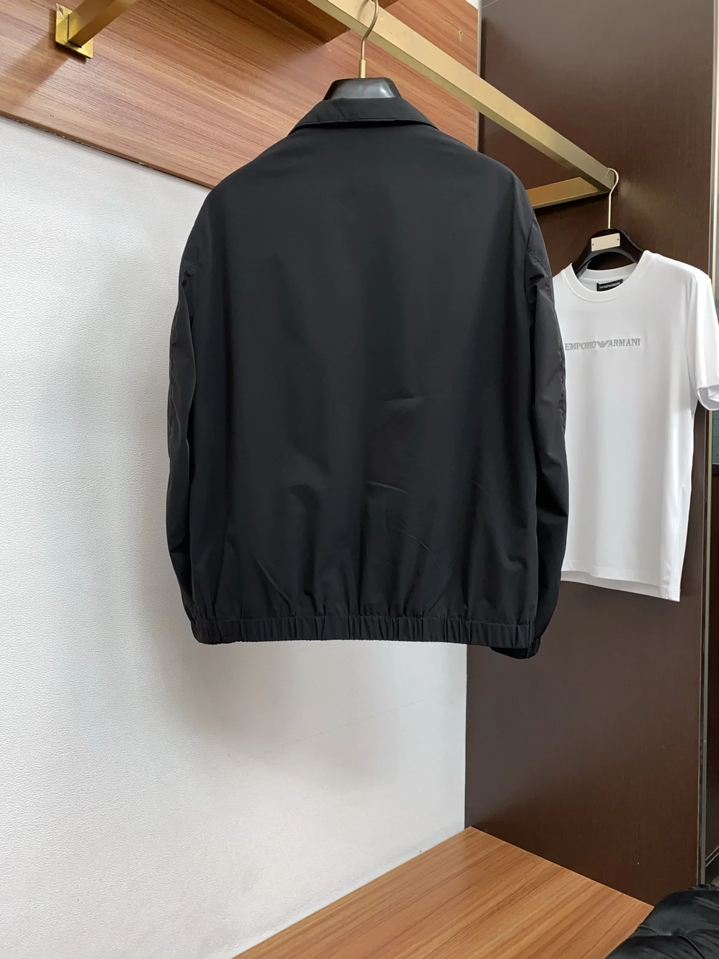 프라다 슬림핏 남성 캐주얼 재킷 P365 상세 이미지 10