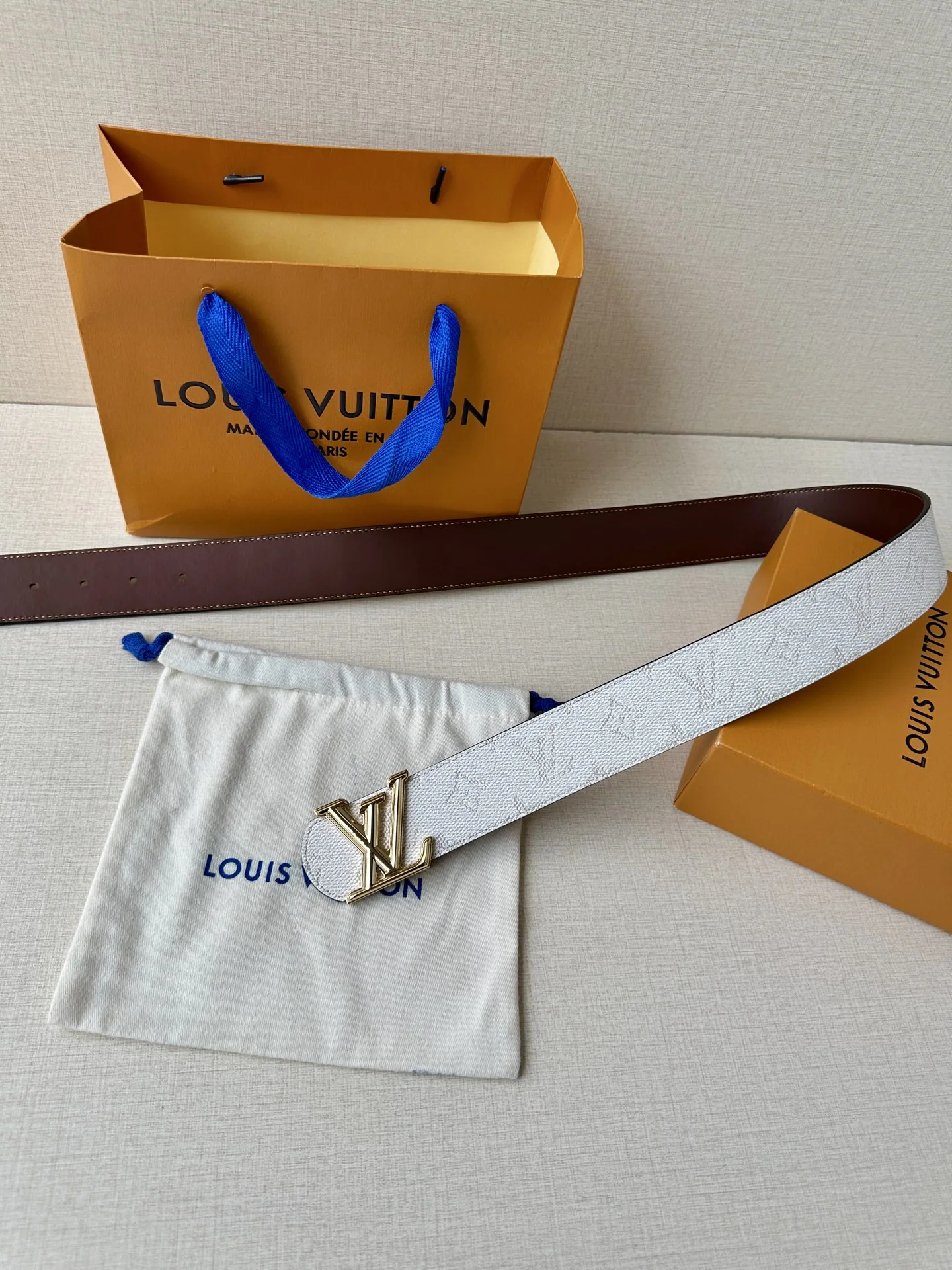 루이비통 LV 디멘션 모노그램 리버시블 벨트 상세 이미지 4