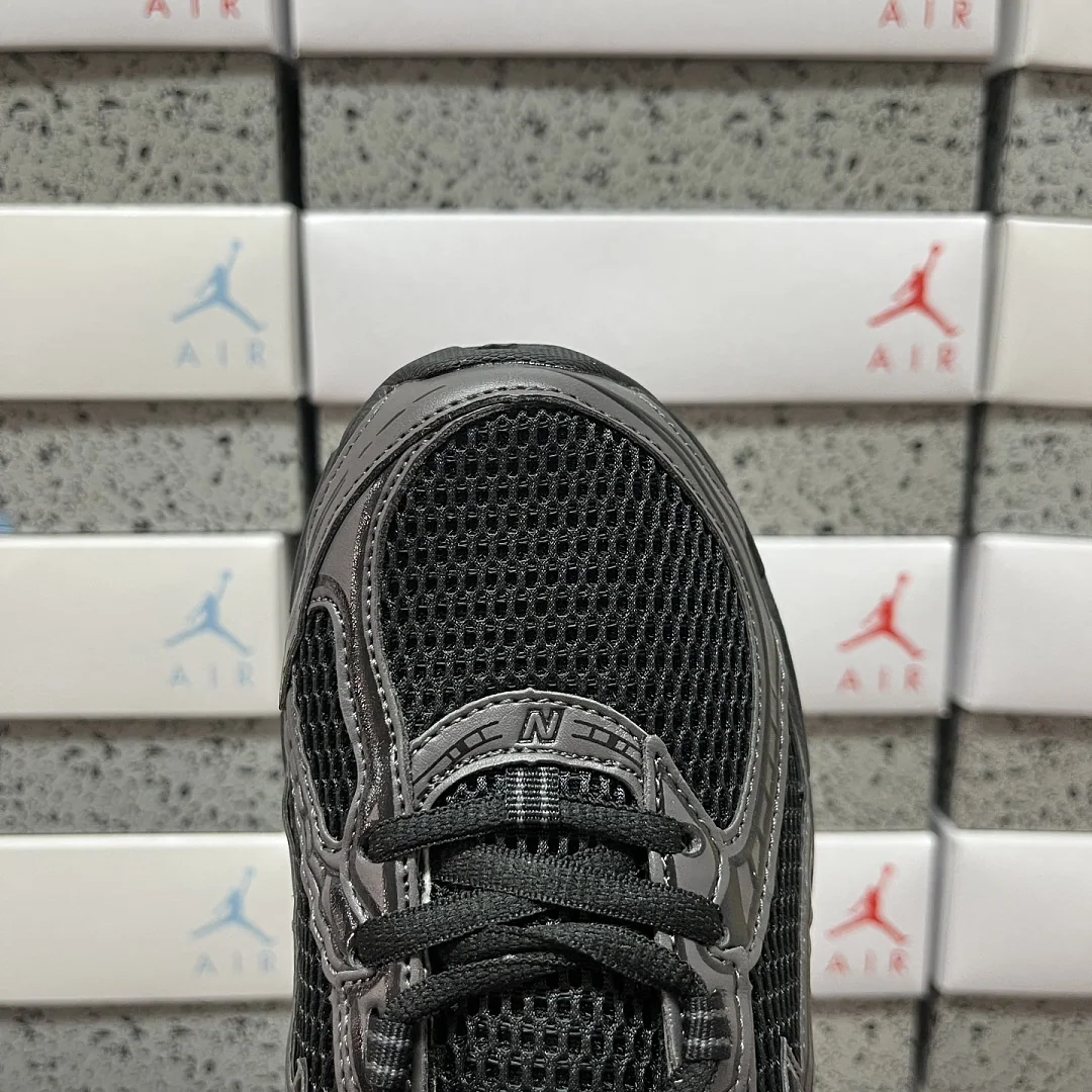 뉴발란스 [XY] 740 U740BO2 202075 New Balance 740 Triple Black 상세 이미지 8