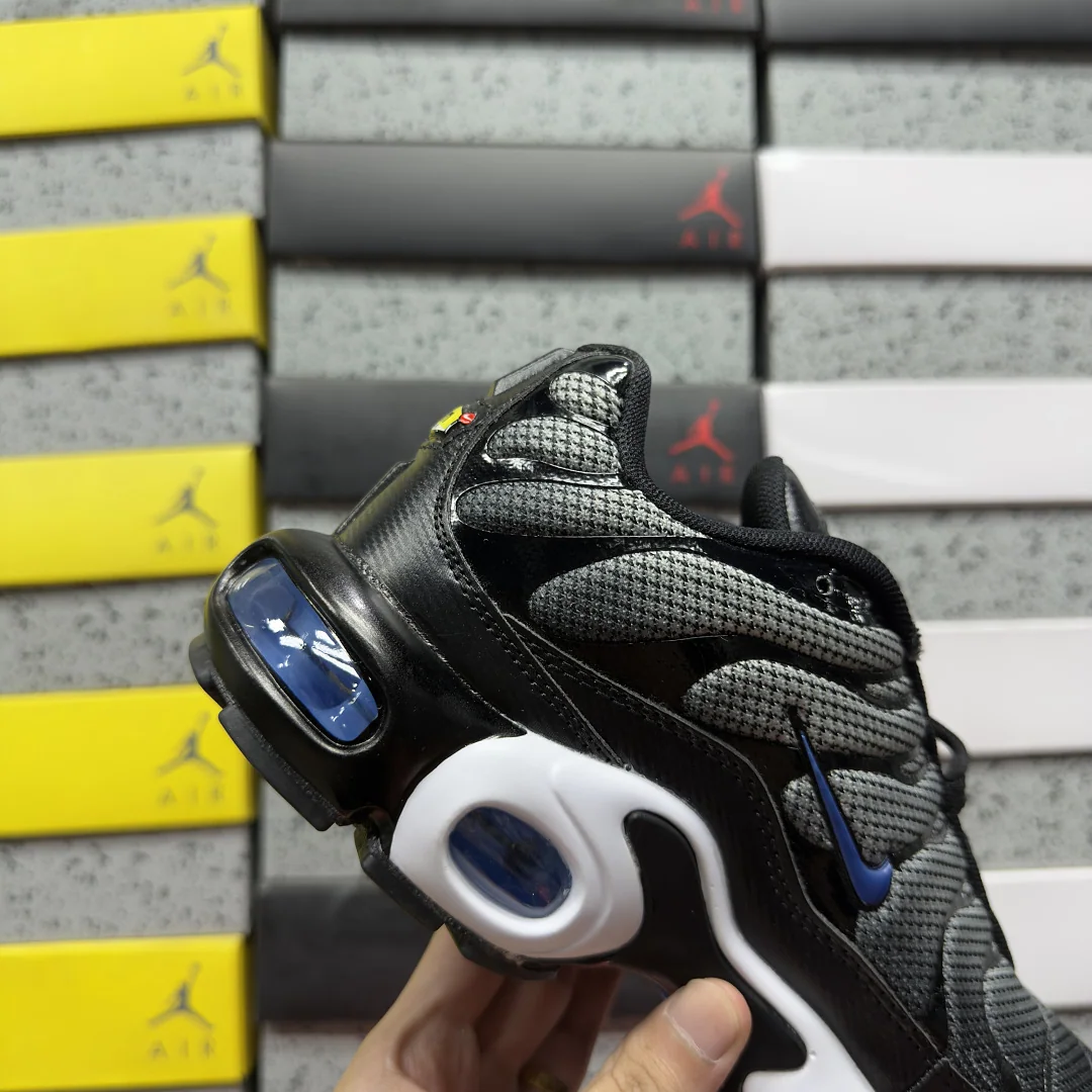 나이키 [BD] 에어 맥스 플러스 HM0709-100 201843 Nike Air Max Plus White Black Racer Blue 상세 이미지 3