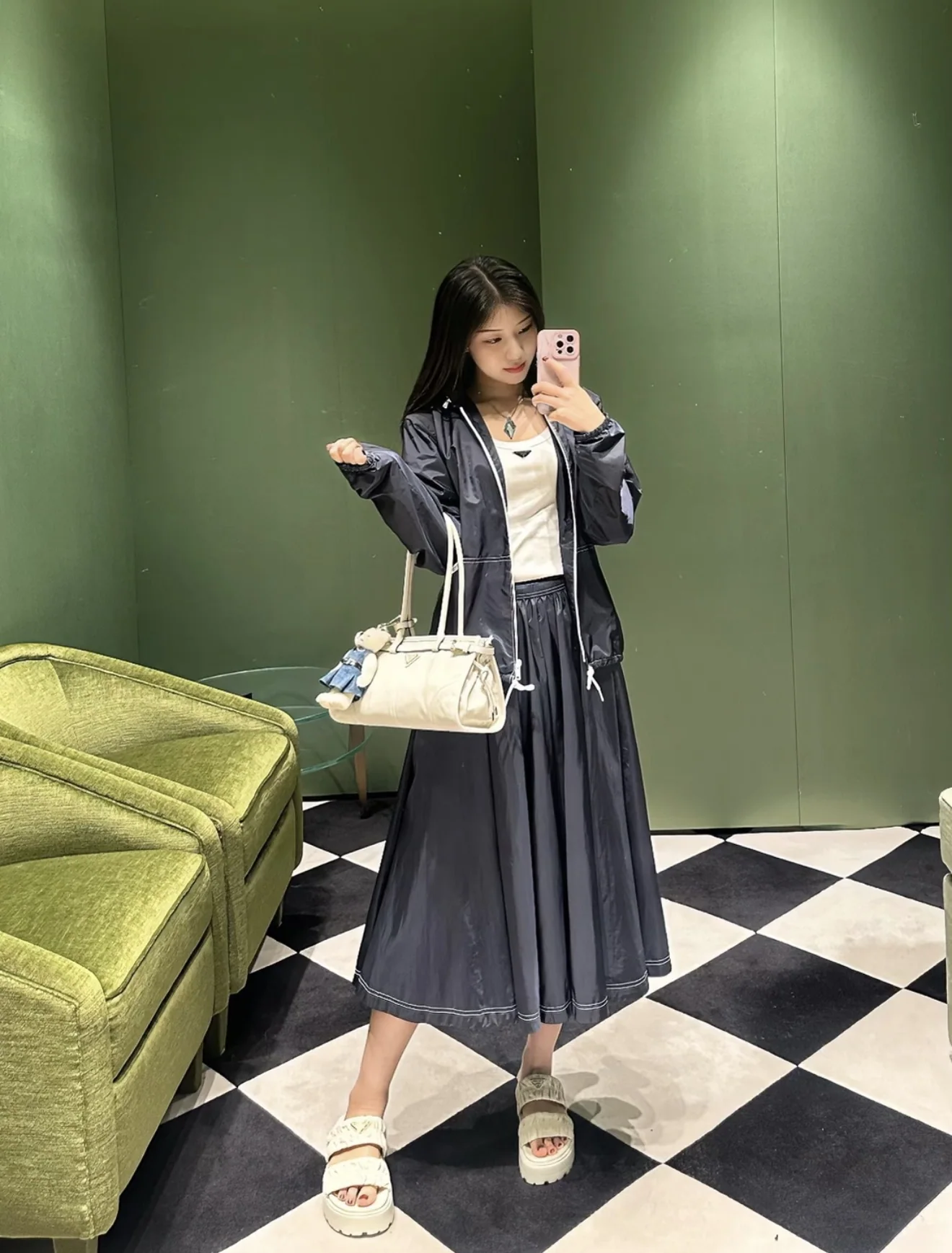 프라다 나일론 미디 스커트 상세 이미지 2