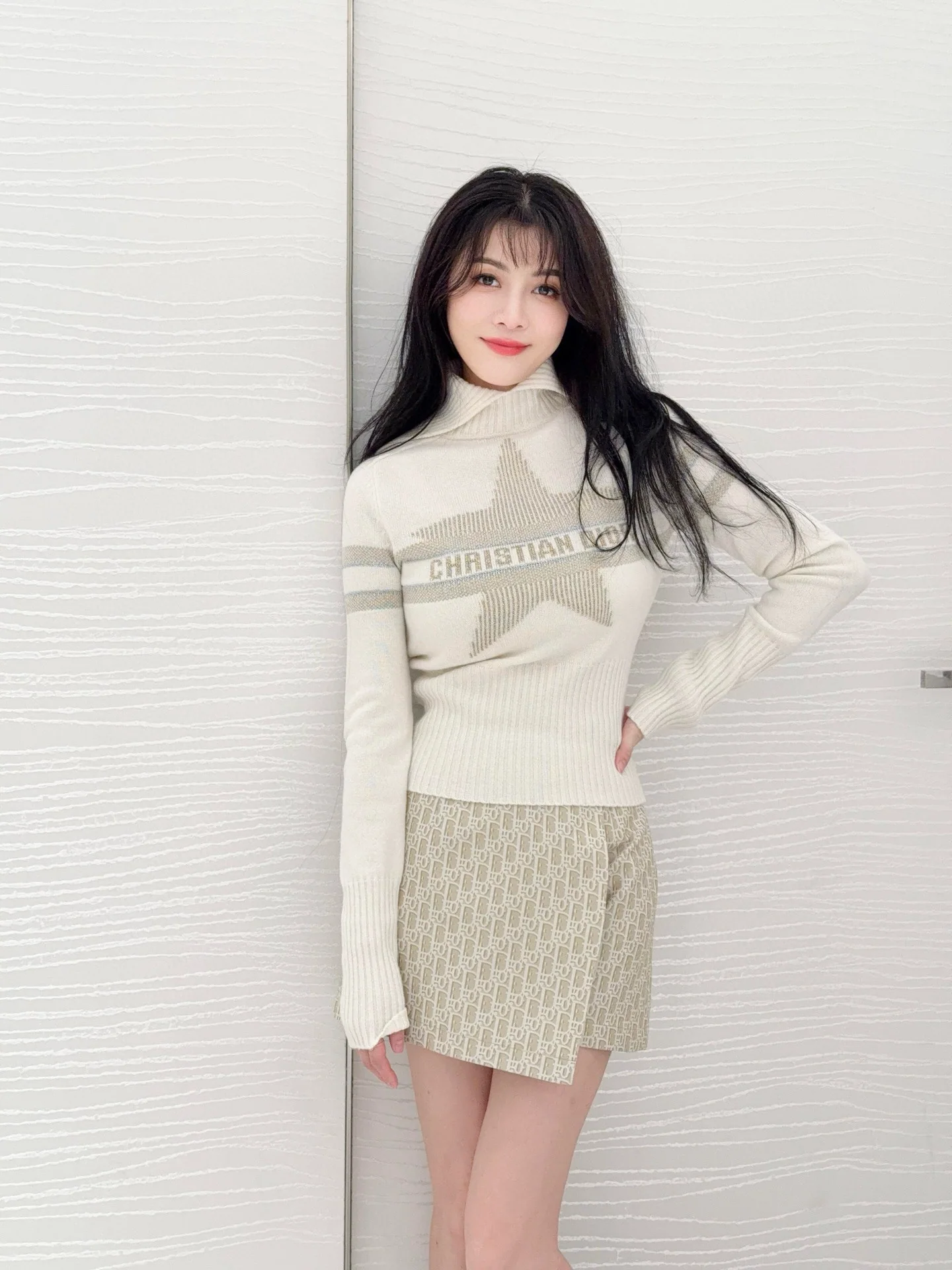 디올 별 패턴 캐시미어 울 하이넥 니트 2025 FW 상세 이미지 6