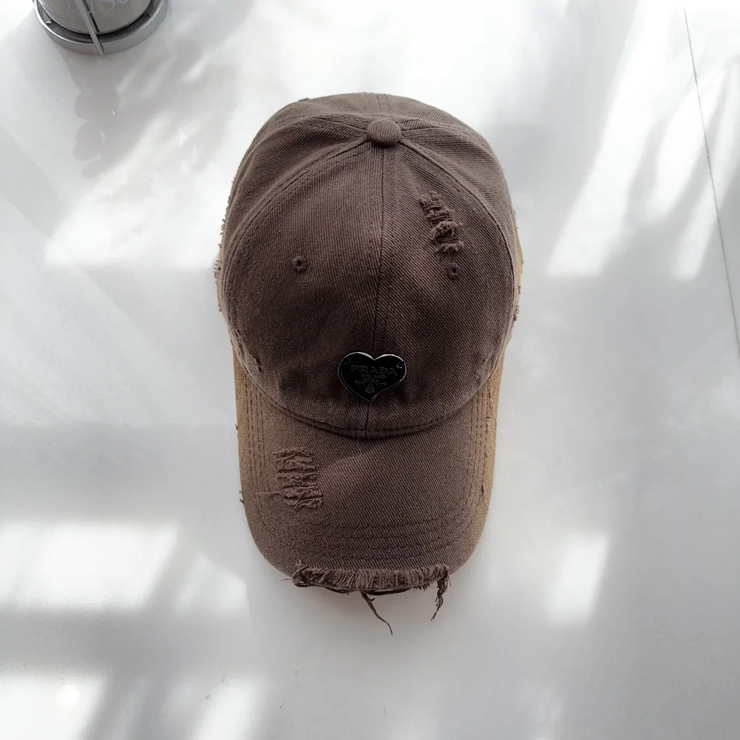 프라다 베이스볼캡 상세 이미지 1