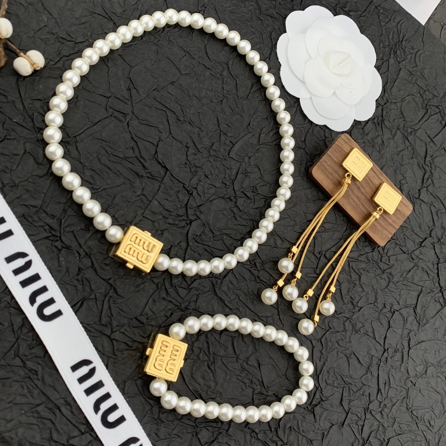 미우미우 목걸이 61216 Miu Miu Necklace 상세 이미지 4