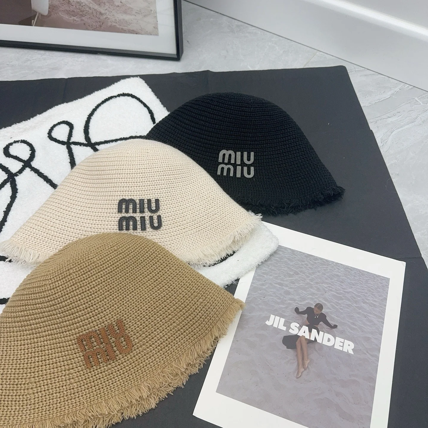 미우미우 모자 80915 Miu Miu Cap 상세 이미지 9