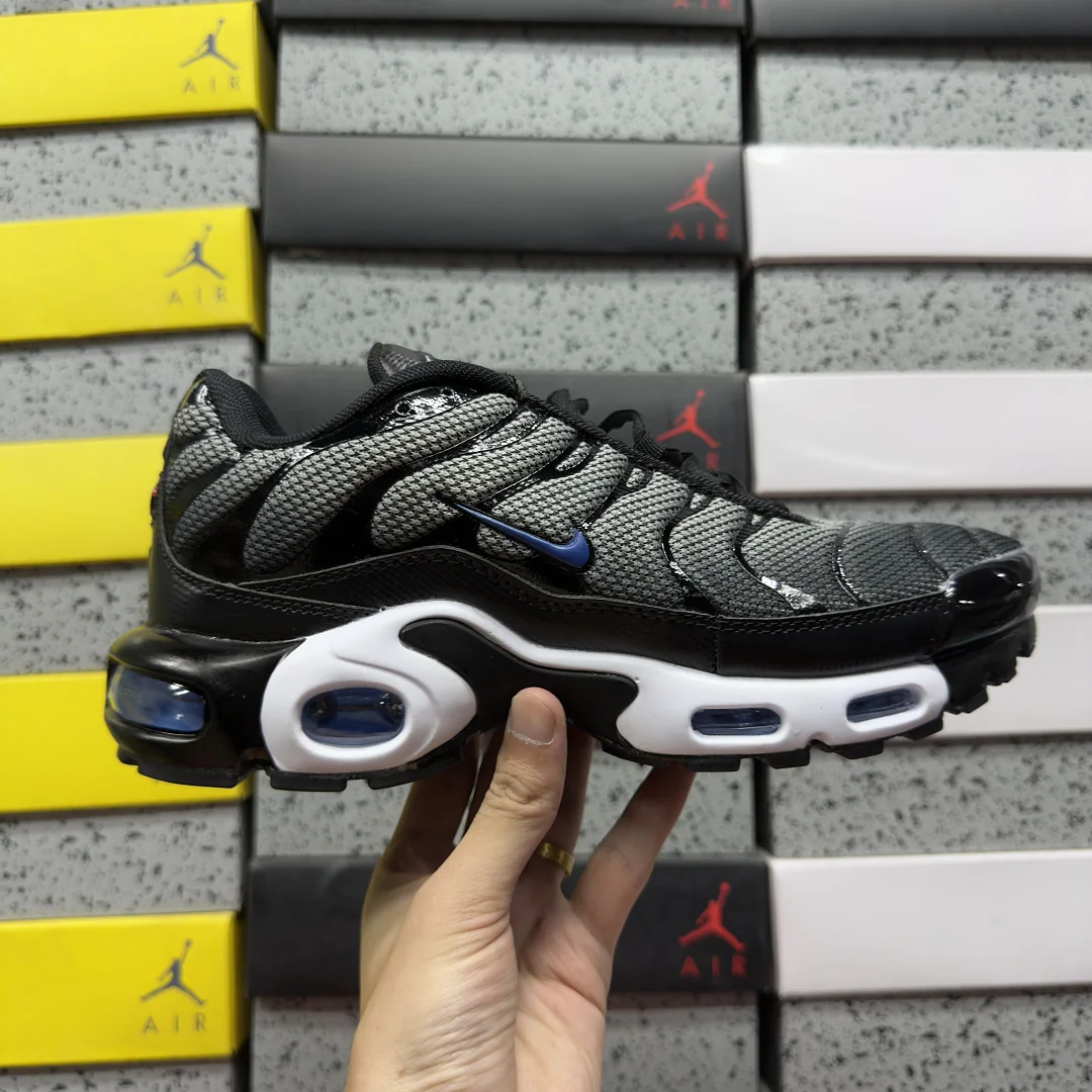나이키 [BD] 에어 맥스 플러스 HM0709-100 201843 Nike Air Max Plus White Black Racer Blue 상세 이미지 2