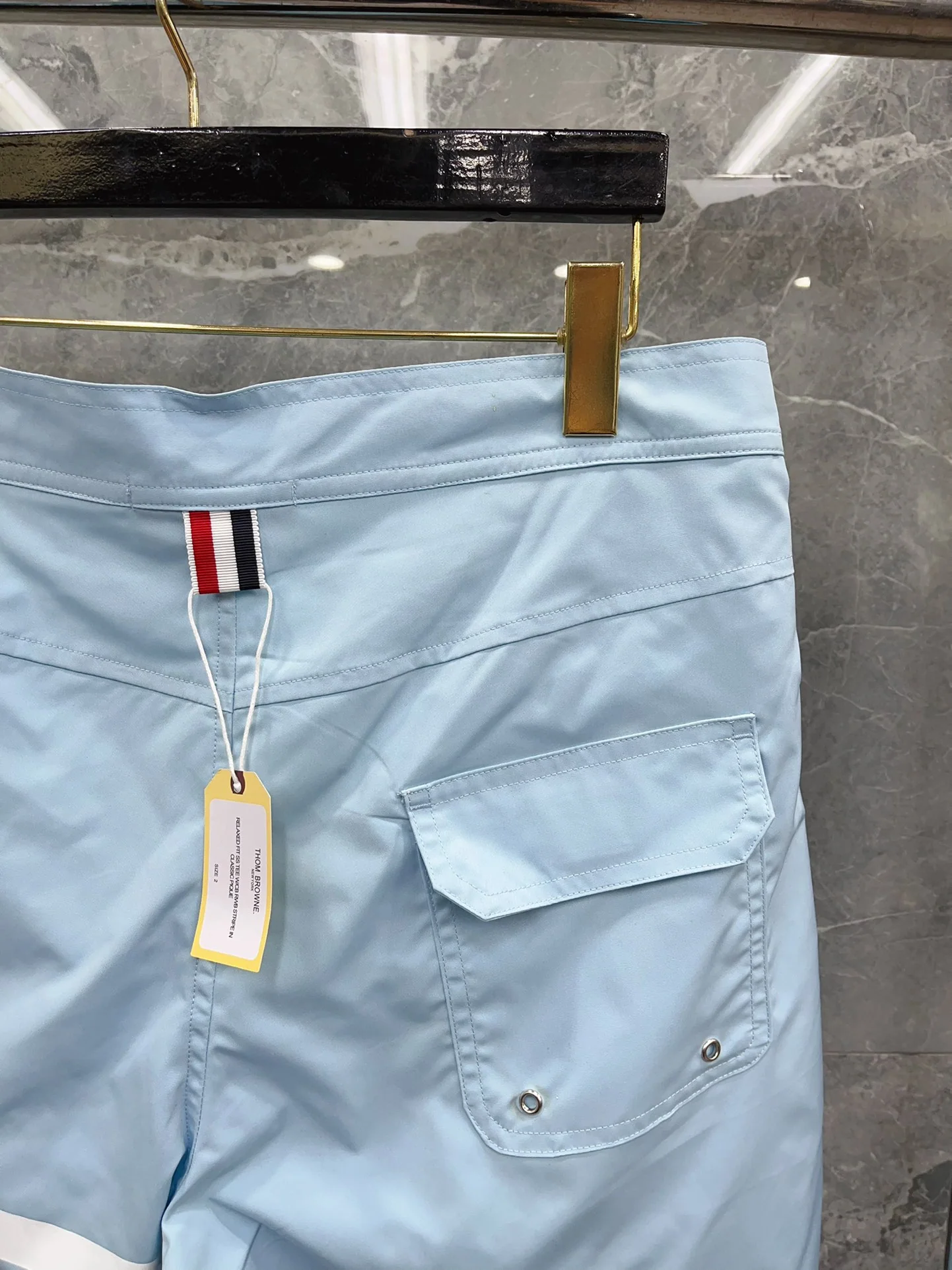 톰브라운 양면 웨빙 비치 쇼츠 40447 Thom Browne Shorts 상세 이미지 8