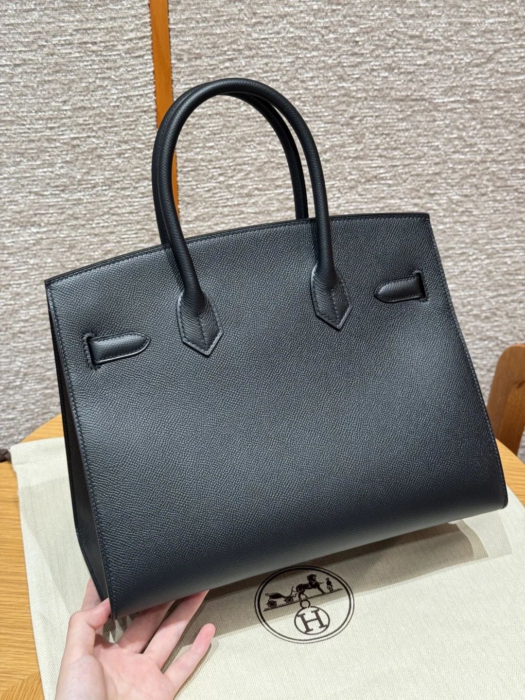 에르메스 버킨 30 cm 블랙 가방 상세 이미지 2