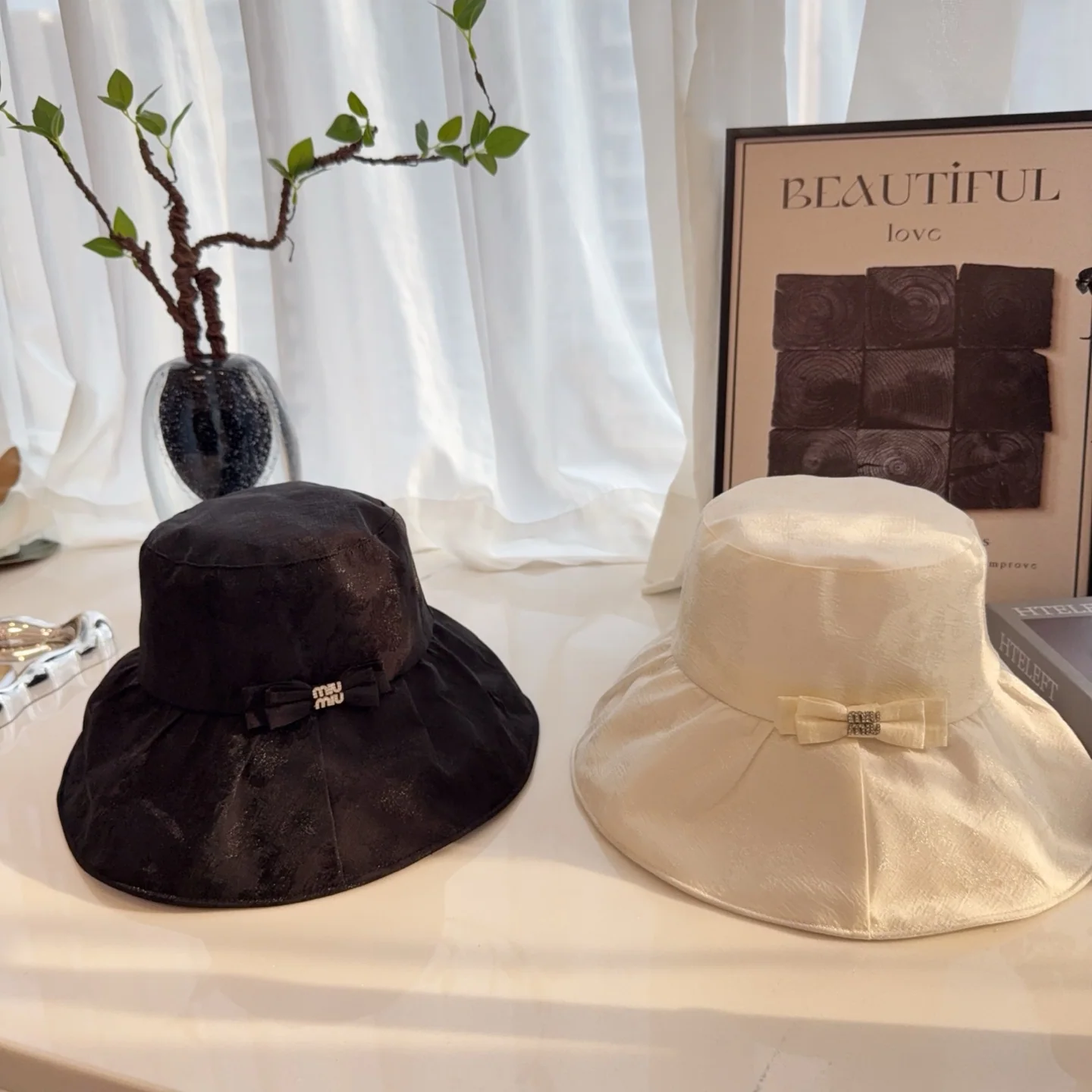 미우미우 모자 81255 Miu Miu Cap 상세 이미지 1