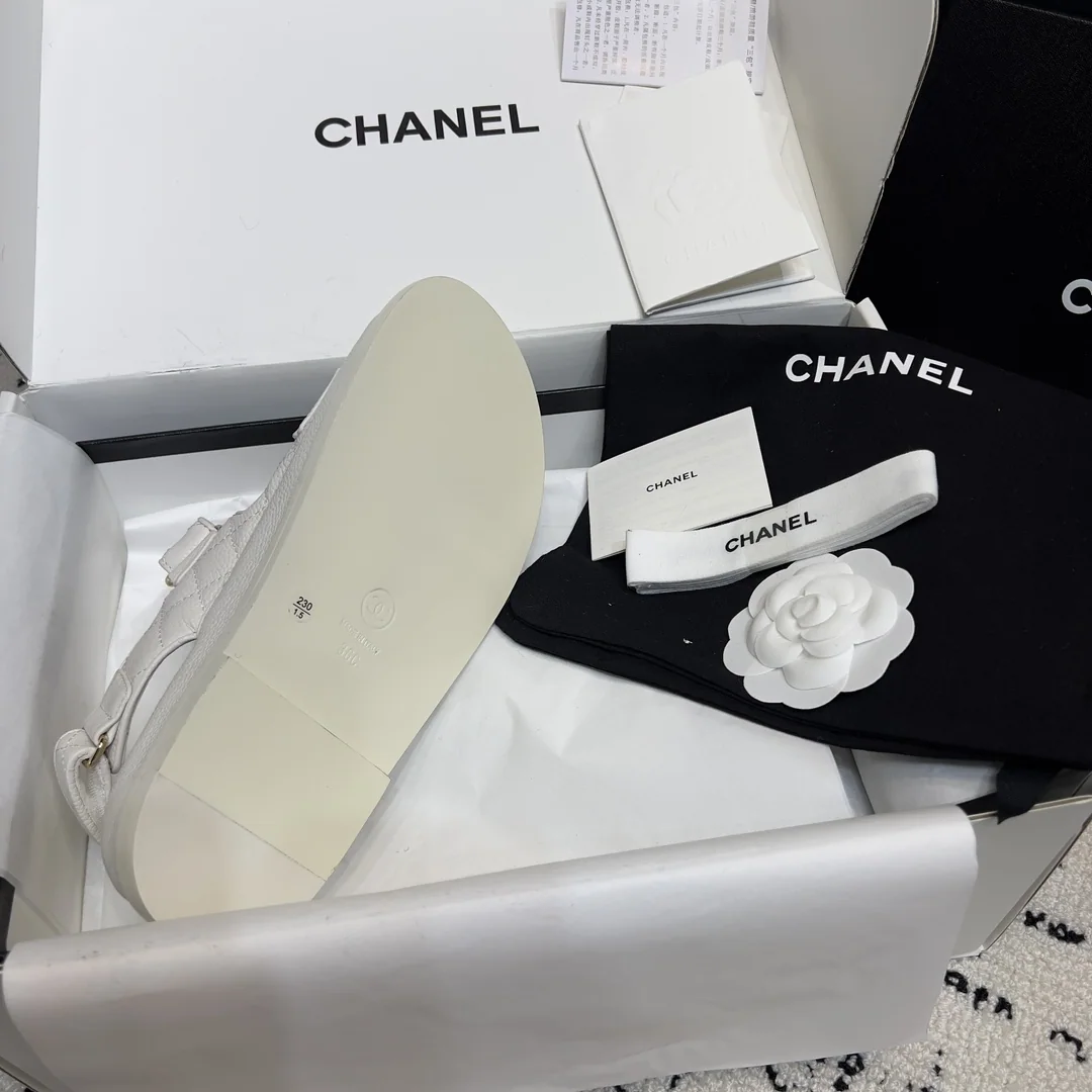 샤넬 더블 C 벨크로 비치 슈즈 상세 이미지 9