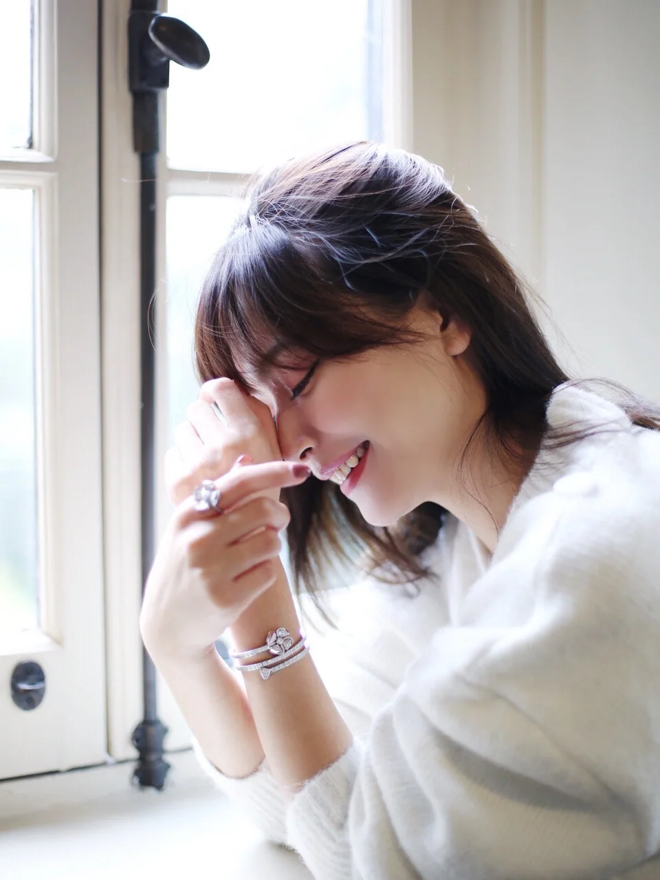 불가리 피오레버 다이아몬드 18 K 화이트 골드 팔찌 상세 이미지 7