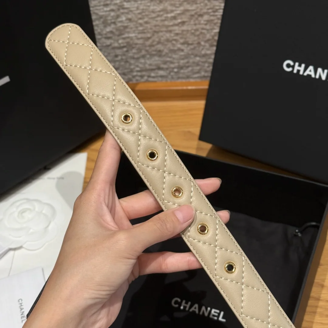 샤넬 다이아몬드 패턴 램스킨 더블 C 메탈 로고 벨트 상세 이미지 7