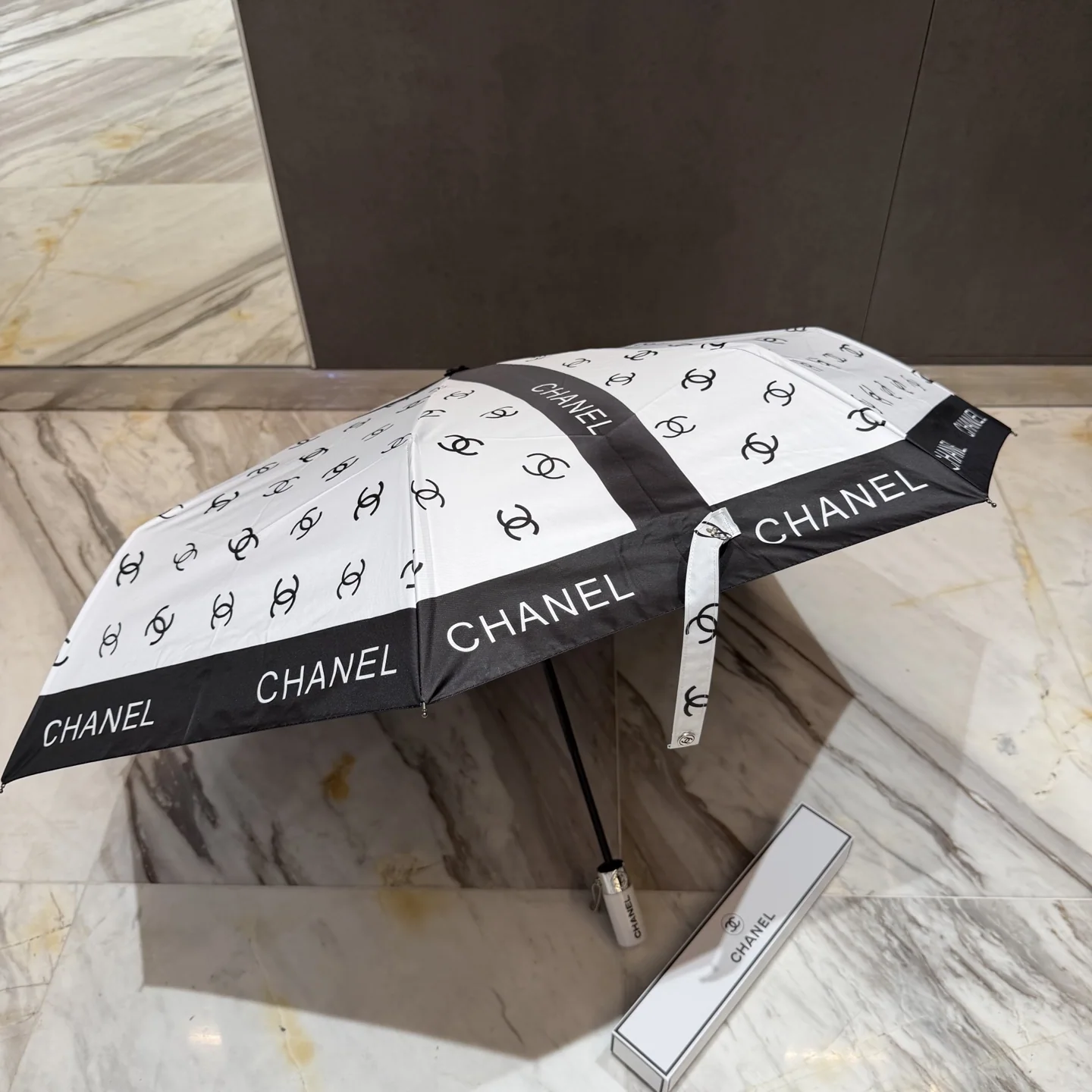 샤넬 우산 85384 Chanel Umbrella 상세 이미지 8