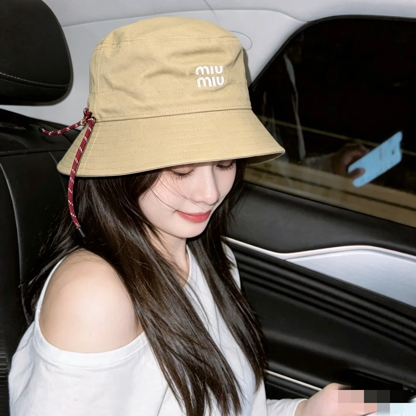미우미우 자수 버킷 햇 118637