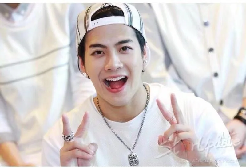 크롬하츠 크로스 태그 목걸이 상세 이미지 9