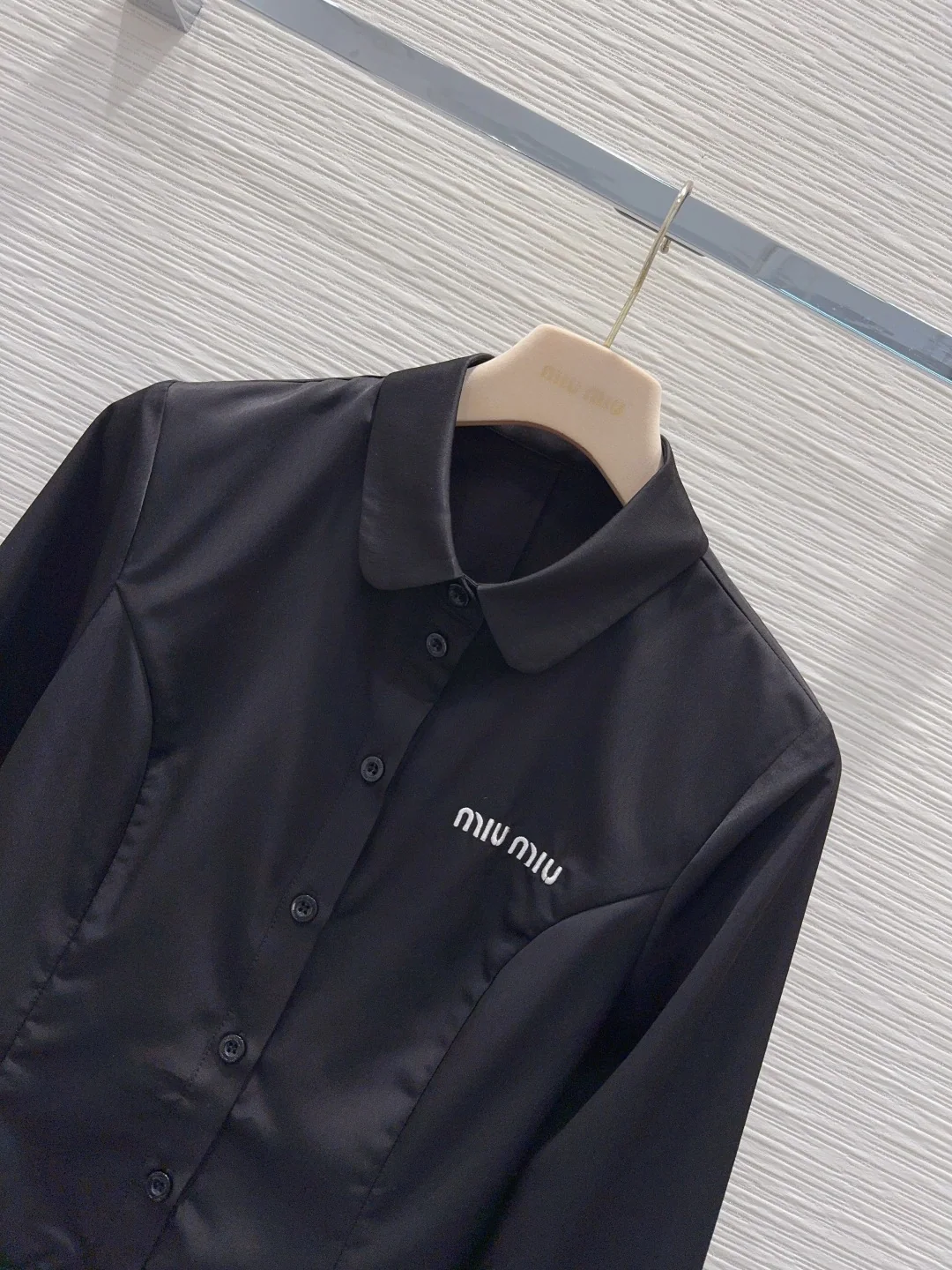 미우미우 2026 SS 여성 셔츠 97218 Miu Miu Shirt 상세 이미지 2