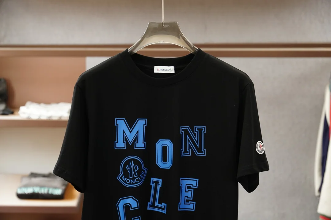 몽클레어 남성 크루넥 반팔 티셔츠 상세 이미지 4