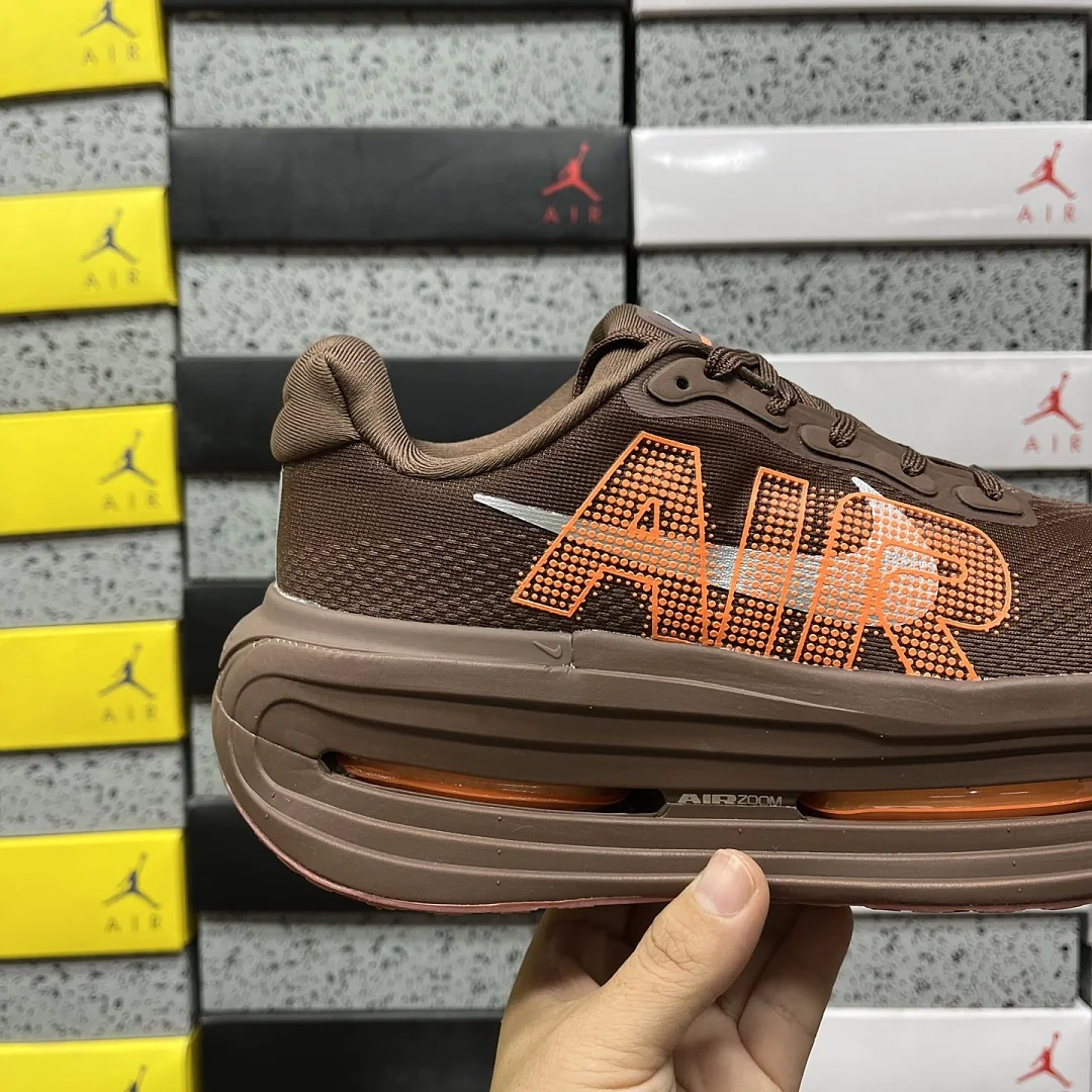 나이키 [5A] 보메로 프리미엄 IQ7314-200 201707 Nike Vomero Premium Renegade 상세 이미지 4