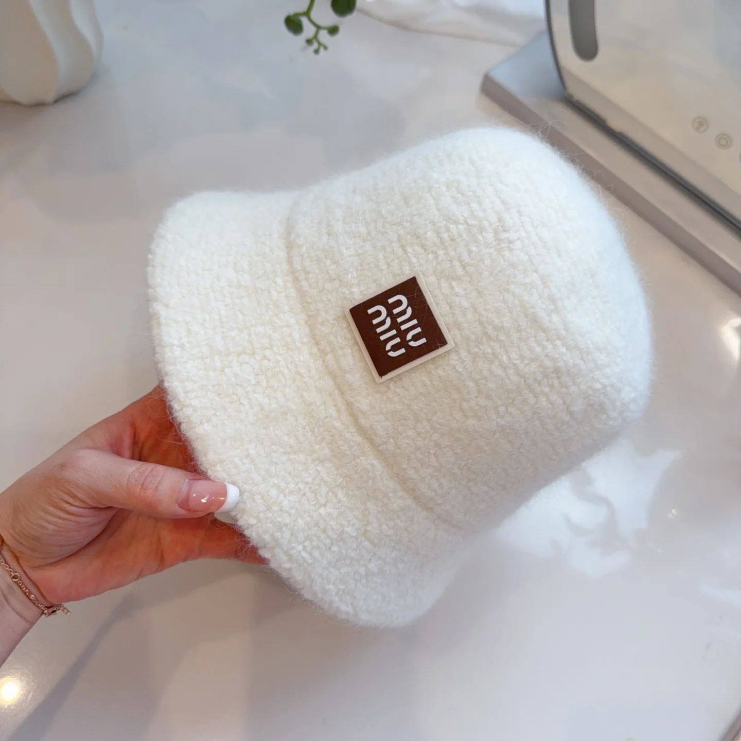 미우미우 모자 81329 Miu Miu Cap 상세 이미지 6