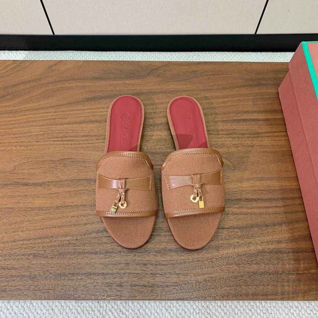 로로피아나 컬러 블록 린넨 가죽 샌들 147238