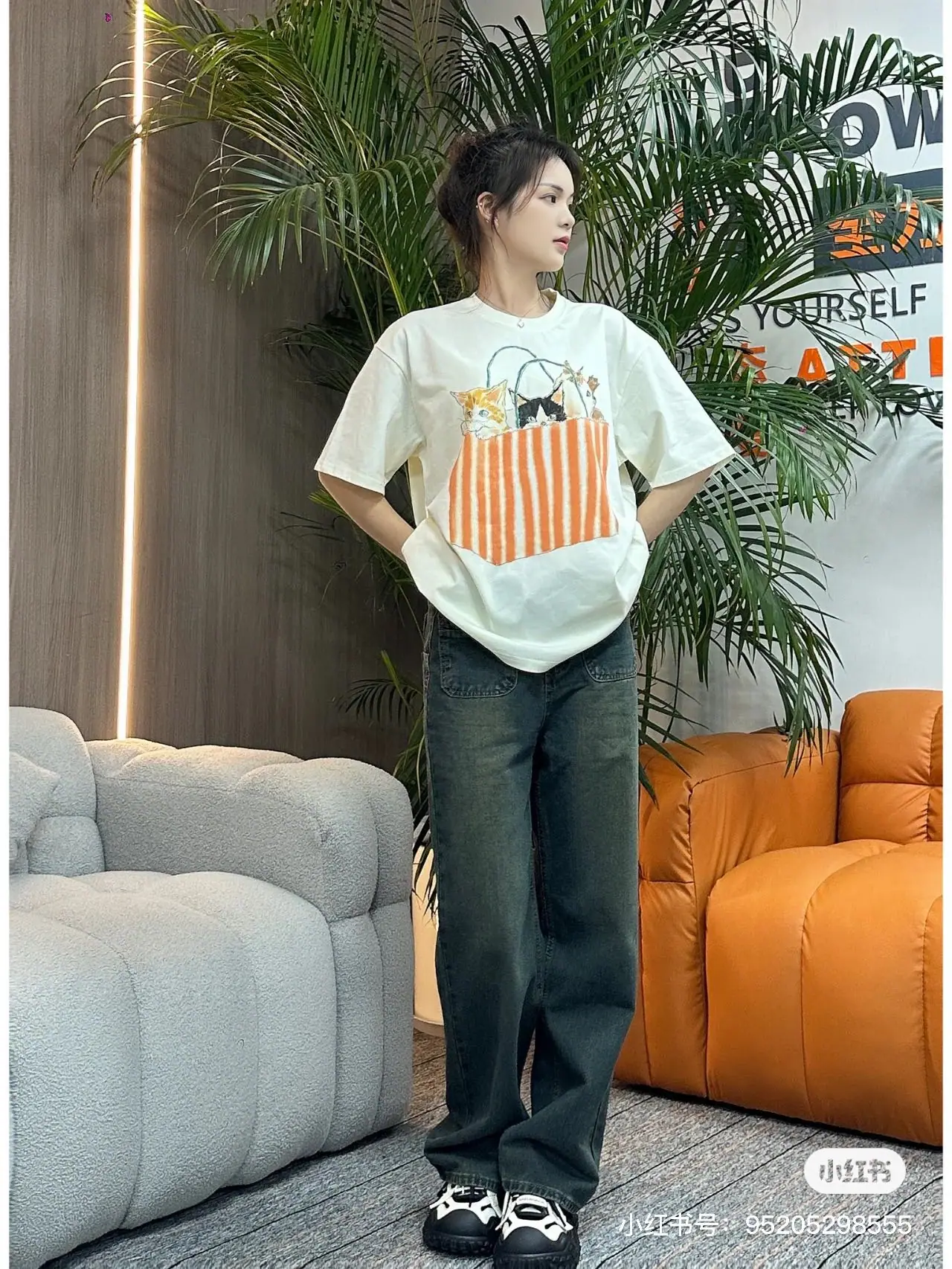 구찌 핸드백 모빌라이제이션 프린트 반팔 티셔츠 상세 이미지 7