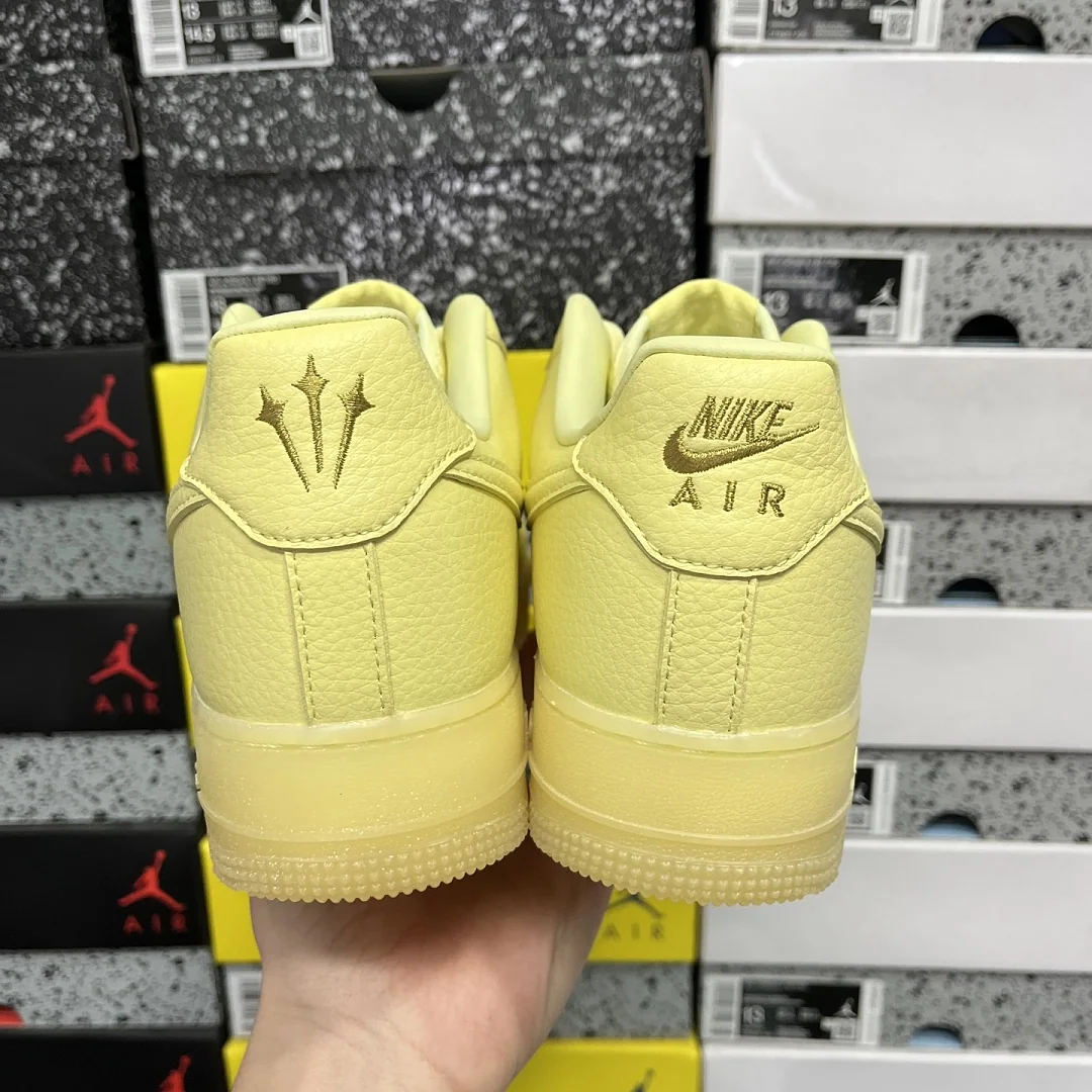 나이키 [G] 에어 포스 1 로우 옐로우 CZ8065-800 201759 Nike Air Force 1 Low Drake NOCTA 상세 이미지 5