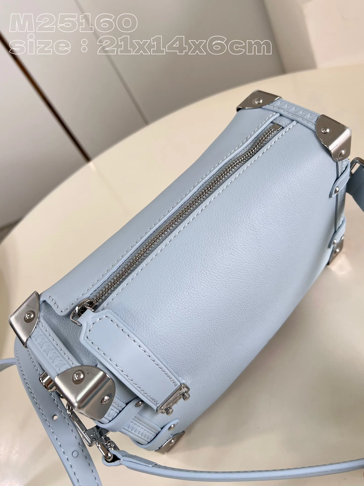 루이비통 M25160 블루 핸드백 미디엄 상세 이미지 7