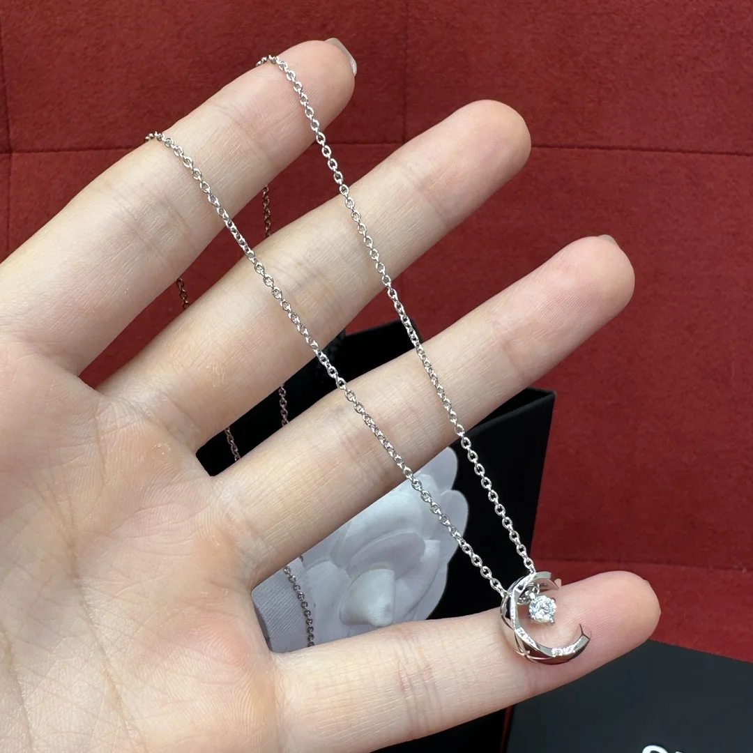 샤넬 코코 크러시 달 장식 목걸이 178424