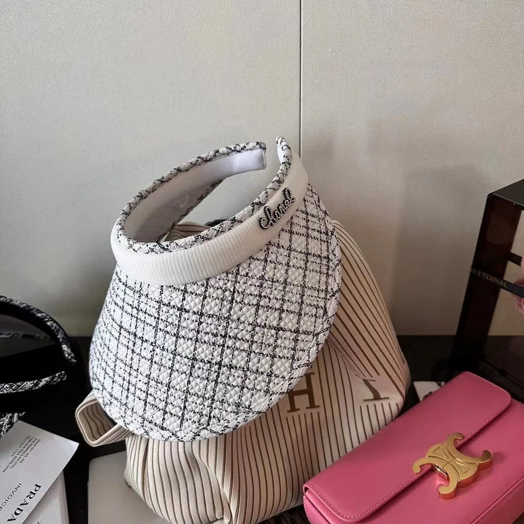 샤넬 체크무늬 바이저 햇 모자 상세 이미지 4
