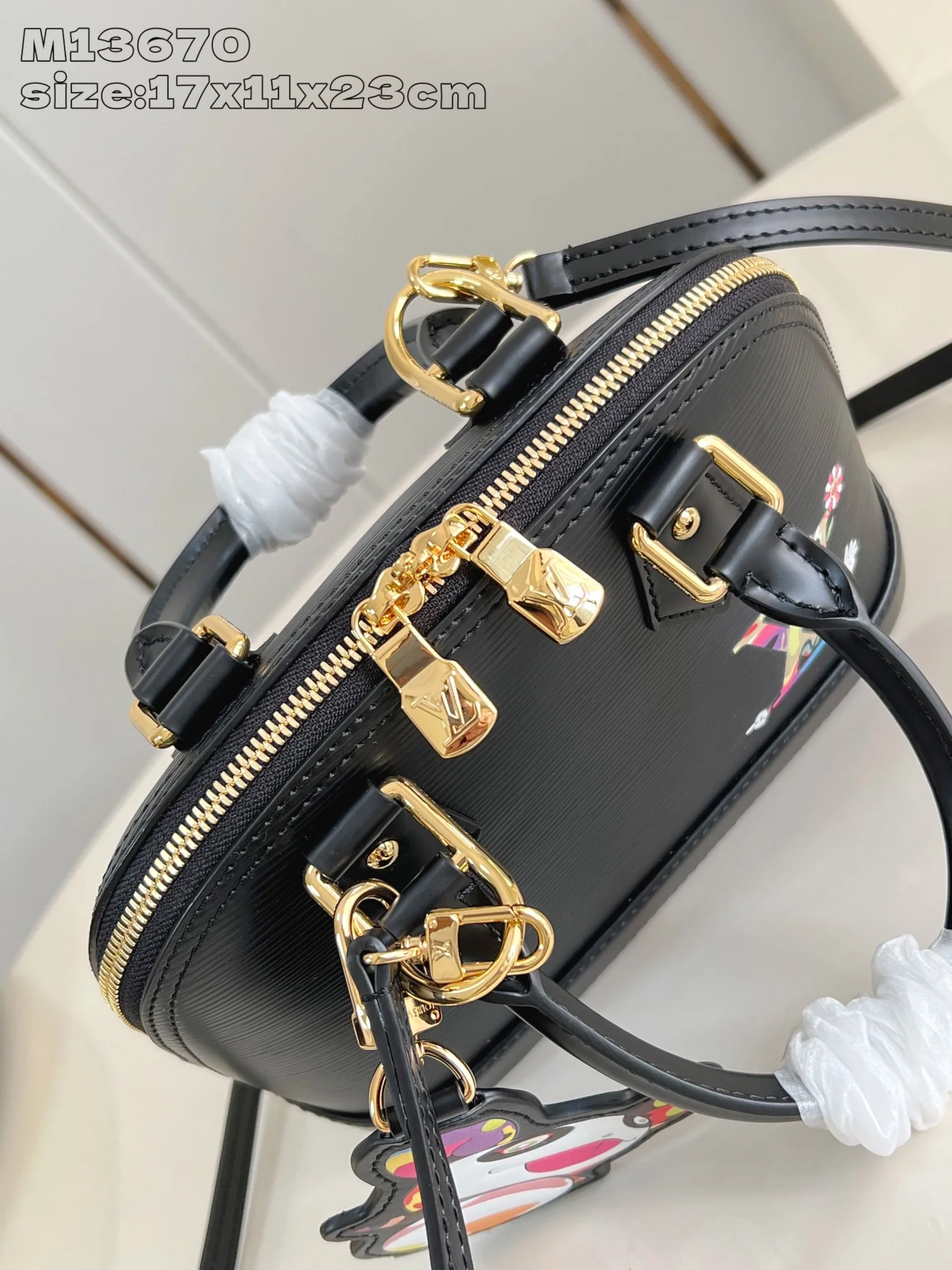 루이비통 M13670 블랙 알마 핸드백 BB 에피 상세 이미지 10